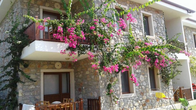 Marmaris apart otel, Datça konaklama, Karaincir tatil, Çümen Apart, Deniz manzaralı daireler, Uygun fiyatlı konaklama, Ege kıyısı,apart otel, Aile dostu tatil, Marmaris plajları, Doğa ile iç içe konaklama, Özel plaj erişimi, Günlük kiralık daireler, Datça gezilecek yerler, Karaincir sahil otelleri, Marmaris turistik yerler