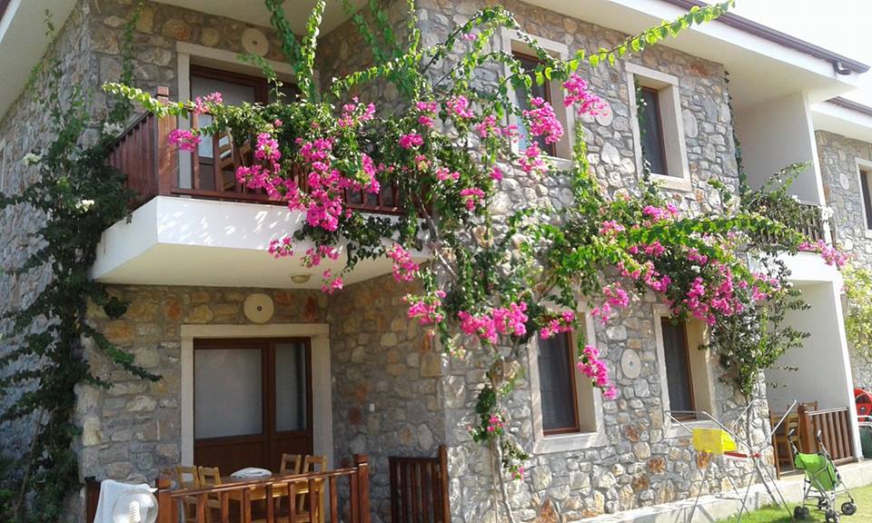 Marmaris apart otel, Datça konaklama, Karaincir tatil, Çümen Apart, Deniz manzaralı daireler, Uygun fiyatlı konaklama, Ege kıyısı,apart otel, Aile dostu tatil, Marmaris plajları, Doğa ile iç içe konaklama, Özel plaj erişimi, Günlük kiralık daireler, Datça gezilecek yerler, Karaincir sahil otelleri, Marmaris turistik yerler